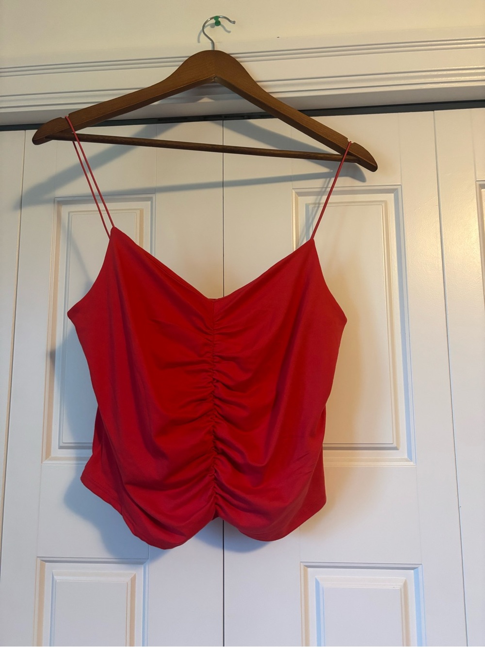 ☀️ Gaze ☀️ bright red crop top